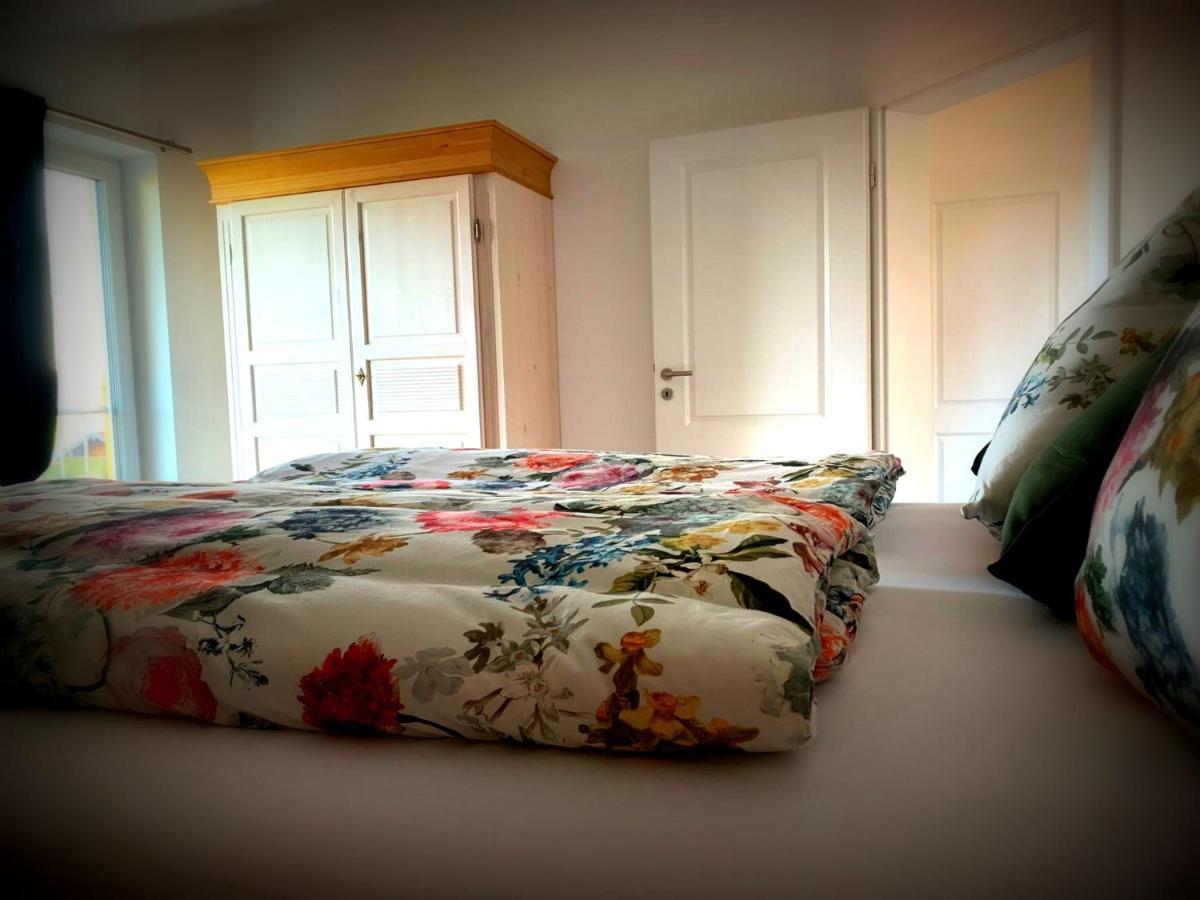 23 Neu Erbaute Ferienwohnung Mit Schloss- Und Panoramablick Halblech Buitenkant foto