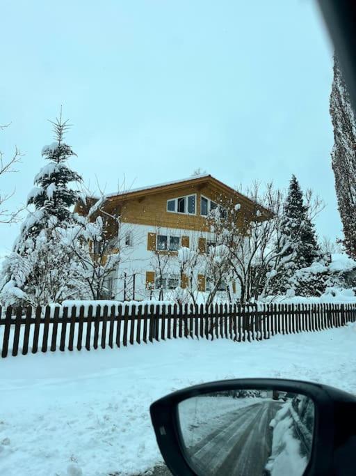 23 Neu Erbaute Ferienwohnung Mit Schloss- Und Panoramablick Halblech Buitenkant foto