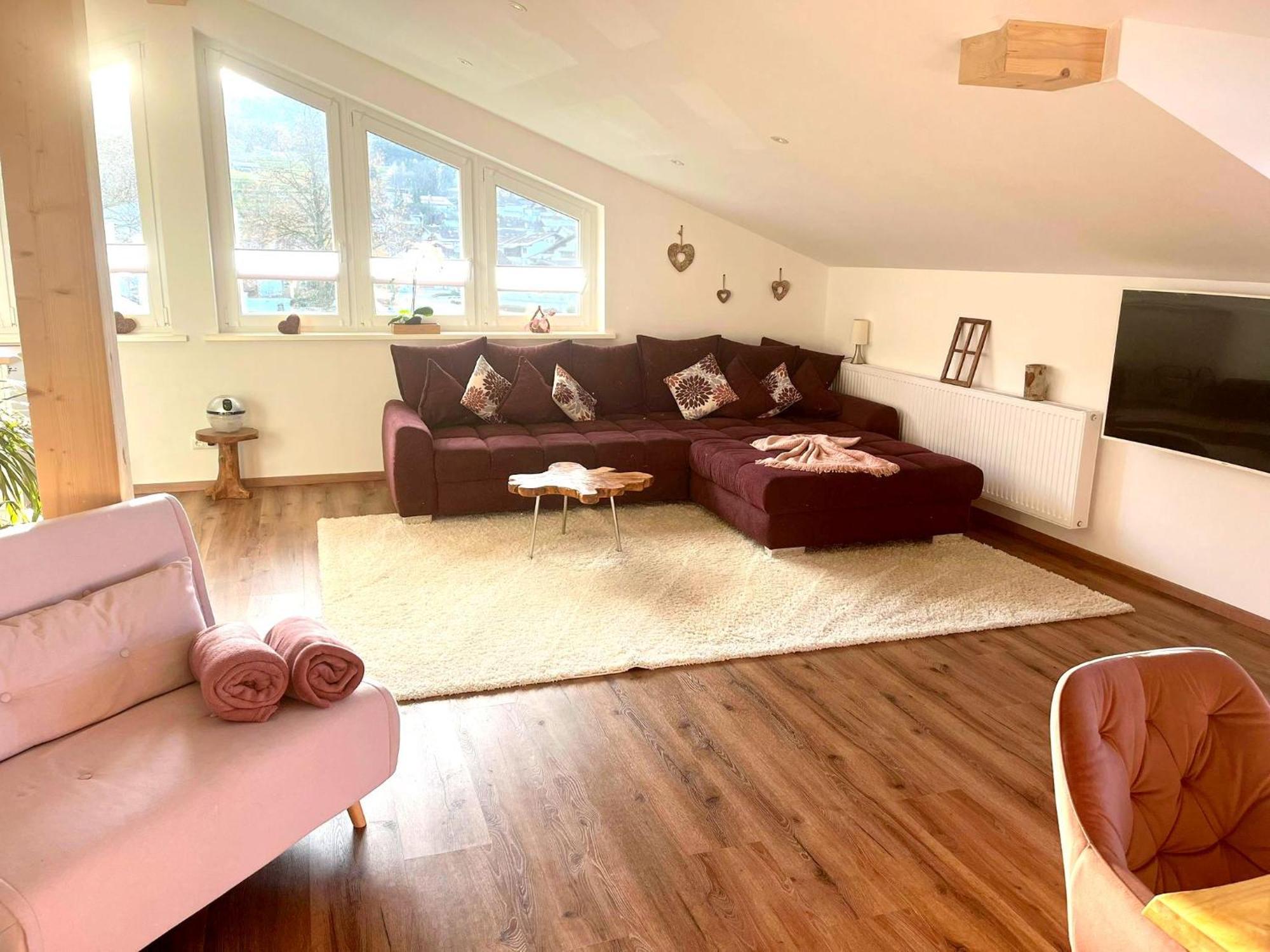 23 Neu Erbaute Ferienwohnung Mit Schloss- Und Panoramablick Halblech Buitenkant foto
